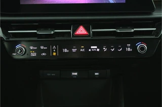 Kia Niro 1.6 GDi PHEV DynamicLine  - Navigatie - Cruise Control - Camera - Apple CarPlay/Android Auto - Fabrieksgarantie tot 06-2032 / 26