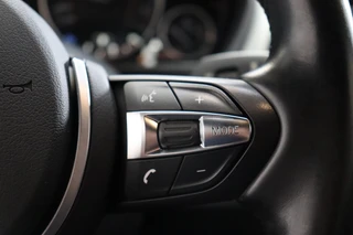 BMW 4 Serie Gran Coupé 420i Executive M Sport Pakket Automaat  / Navigatie / Trekhaak / Xenon / Parkeersensoren / 18 Inch / Climate Control / Bluetooth / Shadow Line / Lichtpakket / Cruise Control / 32