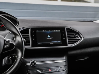 Peugeot 308 SW 1.5 BlueHDi Allure | Navi | Climate control | PDC | Cruise control / 35