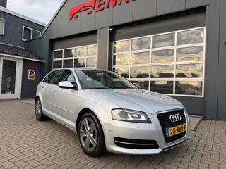 Audi A3 Sportback 1.8 TFSI Attraction Advance / CarPlay / Cruise / Xenon Led / 90.000 km !! / 2