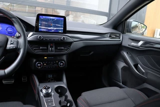 Ford Focus Wagon 1.0 EcoBoost Titanium ST X Business | NAP | Apple Carplay | Stoel/Stuur Verwarming | Cruise | Camera / 9