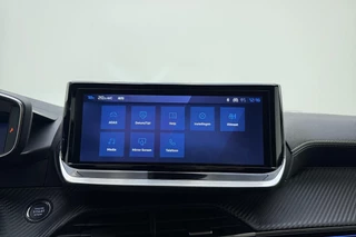 Peugeot 208 1.2 Hybrid 145 e-DCS6 GT | Climate & Cruise Control | Achteruitrij camera | AppleCarplay/Android Auto | / 29