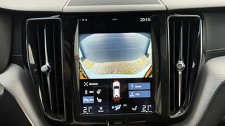 Volvo XC60 2.0 T6 AWD R-Design | Luchtvering | Pano | 360° | B&W | ACC | Memory / 5
