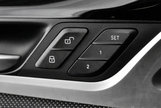 BMW X3 xDrive30e High Executive M Sport Stuur l Panoramadak | Harman Kardon | 360° | Trekhaak | Adaptive Cruise / 25