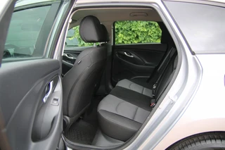 Hyundai i30 Wagon 1.0 T-GDi MHEV Comf / 20