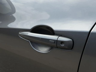 Nissan Juke 1.6 Hybrid N-Connecta / 13