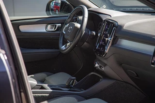 Volvo XC40 1.5 T5 Plug-in hybrid Core Bright Facelift|Keyless|Zit verlenging|MY2023 / 18