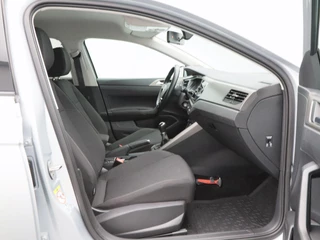 Volkswagen Polo 1.0 TSi R-Line | Adaptive Cruise | Climatronic | CarPlay | Parkeersensoren | Navigatie | 16 Inch | 98.183 Km !! / 38
