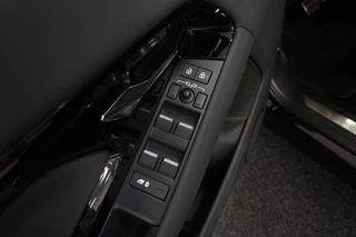Land Rover Range Rover Evoque 1.5 P270e PHEV AWD HSE (Automaat) / 18