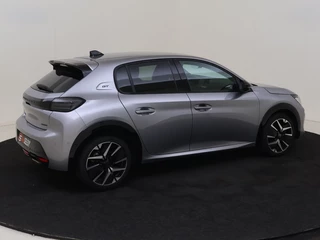 Peugeot 208 1.2 Hybride eDSC6 145 GT Automaat Carplay 3D Cockpit Clima Camer / 25