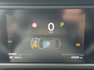 Citroën C4 145pk Hybride Plus (Camera - LED - Navigatie - Automatische Airco - Parkeersensoren - Apple Carplay) / 19