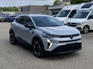 RENAULT Captur TCe 1.3 Mild Hybrid 140pk Techno / 5