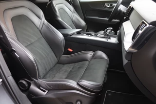 Volvo XC60 2.0 T4 R-Design  LED/Leder/Navi/Camera/CarPlay/Virtual Cockpit/Crc/19" / 12
