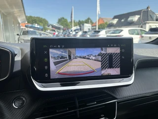 Peugeot 208 1.2T 100pk GT | Full LED | Camera voor + achter | Navi | Keyless Entry | Dodehoek detectie | Draadloos Apple Carplay/Android Auto / 24