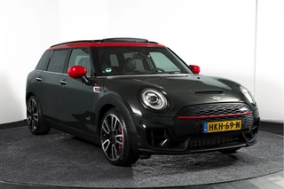 MINI Clubman 2.0 JCW ALL4 Chili  | S/K-Panodak | Adapt. Cruise | Stoelverw. | PDC | Camera | NAV + App.Connect | ECC | Harman Kardon | LM 19" | / 67