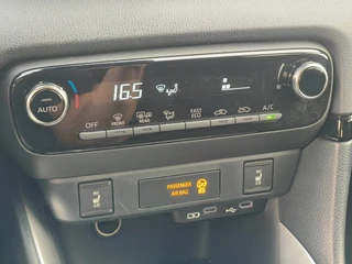 Mazda 2 Hybrid 1.5 Centre-line uit 2025 Rijklaar “Sinds 1970 | 5.000+ reviews | Score 9,5 | Service zoals ’t hoort” Henk Jongen Auto's in Helmond,  al 50 jaar service zoals 't hoort! / 12