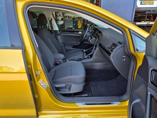 Volkswagen Golf 1.0 TSI HIGHLINE Sound, Stoelverwarming, Carplay, ALL IN prijs! / 16
