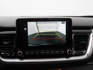 Kia Stonic 1.0 T-GDi MHEV DynamicLine  - Camera - Cruise control - AppleCarplay - Android Auto Fabrieksgarantie tot 04-2032 / 32
