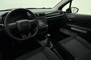 Citroen C3 1.2 PureTech Feel 110pk | Trekhaak l Apple Carplay/Android Auto l Parkeersensor Achter l Cruise Control l DAB l Climate Control l Bluetooth l Navigatie / 16