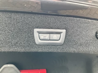 BMW 7 Serie 730d xDrive ACC Pano Softclose 4wielsturing High Executive HUD / 9