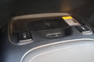 Toyota Corolla Touring Sports 2.0 HYBRID TEAMNL LED AD-CRUISE LM-VELGEN KEYLESS CLIMA APPLE/ANDROID / 18
