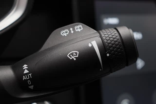 Lynk & Co 01 1.5 261PK Plug-in Hybrid *Zwarte Hemel* 360 Camera Pano/dak Apple/Carplay Adaptive/Cruise / 32
