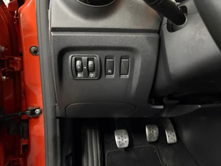 Renault Captur 0.9 TCe Dynamique/ Achteruitrijcamera/ Parkeersensoren achter / 12