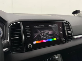 Skoda Karoq 1.5 TSI ACT Style | Automaat | Adaptive cruise | Stoelverwarming | CarPlay | Camera | Parkeersensoren / 22