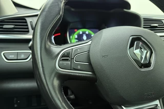 Renault Kadjar 1.3 TCe Intens | Apple carplay/Android auto | Trekhaak | Cruise control | Climate control | Achteruitrijcamera | Panoramadak | Lichtmetalen velgen 19'' | Stoelverwarming | / 23