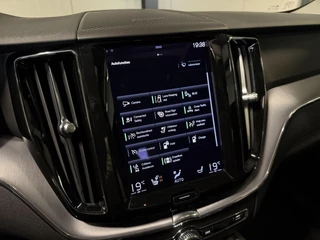 Volvo XC60 2.0 Recharge T6 AWD Pano H&K Leer Camera SOH 90% / 41