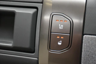 KIA Ev3 81,4 kWh 204pk Plus Advanced TREKHAAK / 17
