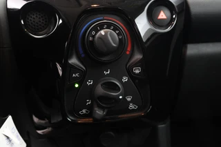Citroën C1 1.0 VTi Live  Stoelverwarming! Airco / 20