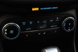 Ford Fiesta 1.0 EcoBoost Hybrid ST-Line X  Keyless Camera 24 Maanden garantie* (Vraag naar de voorwaarden) / 13
