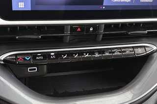 Fiat 500 3+1 Icon 42 kWh SOH 97% Achteruitrijcamera Apple CarPlay Stoelverwarming / 34