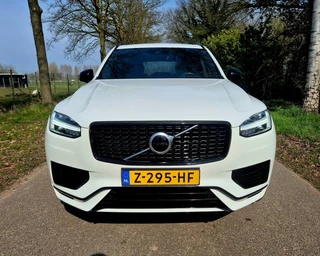 Volvo XC90 2.0 T8 Recharge AWD R-Design . 22 inch . Camera / 6