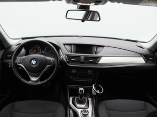 BMW X1 sDrive20i 183 Pk Automaat Executive | Trekhaak | Bi Xenon | Cruise Control | 17 Inch | 132.168 Km !! / 32