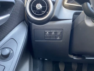 Mazda 2 1.5 Skyactiv-G Comfort  | 1e eigenaar | dealer onderh. | navigatie | stoelverw. | cruise control | apple carplay / 24