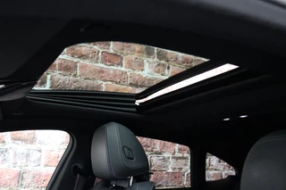 BMW 4 Serie Gran Coupé 420i High Executive M Sport Pakket Automaat  / Live Cockpit Professional / Schuif-/kanteldak / Leder / DAB / Stoelverwarming / 19 Inch / Shadow Line / Active Cruise Control / LED / M Sportremsysteem / Achteruitrijcamera / Extra Getint Glas / 23