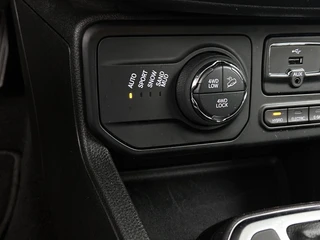 Jeep Renegade 4xe 240 Plug-in Hybrid Electric S | Camera | Adaptive Cruise | Stoel-/Stuurverwarming | Navi | / 24