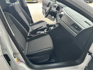 Volkswagen Taigo 1.0 TSI Edition Carplay, Cruise controle, Led, ALL In prijs! / 16