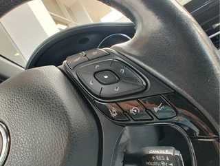 Toyota C-HR 1.8 HYBRID DYNAMIC  Dodehoekdetectie | Stoelverwarming | Adaptive Cruise / 21