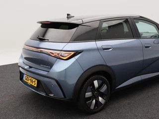 BYD DOLPHIN Design 60.4 kWh 204 Pk | Stoelverwarming | 360 Camera | Panoramadak | Adaptive Cruise | Warmtepomp |17 Inch | 26.055 Km !! / 17