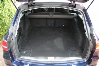 Mercedes-benz E-klasse Estate 200 4M. Premium | Luchtvering | Camera achter | Lederen sportstoelen / 26