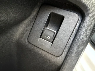 Seat Leon Sportstourer 1.5 TSI Style Launch Edition / ACC / Led / CarPlay / Trekhaak . / 31