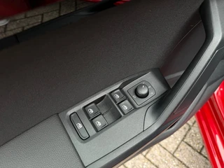 SEAT Ibiza 1.0 TSI FR Business Intense NL Auto Navi Carplay Camera ACC / 23