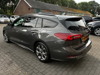 Ford Focus 1.0 EcoBoost Hybrid ST Line X / 8