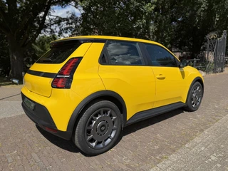 Renault 5 urban range evolution 40 kWh | 1.300 KM | LED | CArPlay | BTW | / 24