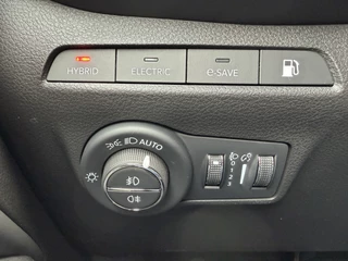 Jeep Compass 4xe 240 Plug-in Hybrid Electric Summit (Elektrisch Schuifdak - Leder incl verwarming/koeling/geheugen - Elektrische Klep - 360gr Camera - Adaptieve Cruise Controle - 19"- Keyless Entry - LED - 4x4) / 26