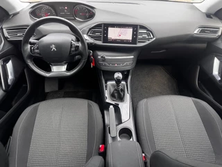Peugeot 308 SW 1.2 PureTech Blue Lease Executive | Trekhaak | Panoramadak | Distributieriem vervangen | NL-auto / 9