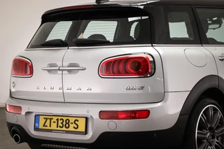 MINI Clubman 1.5 Cooper Business Edition | HALF LEDER | STOELVERWARMING | APPLE | DRAADLOZE LADER | TREKHAAK | 18" / 23